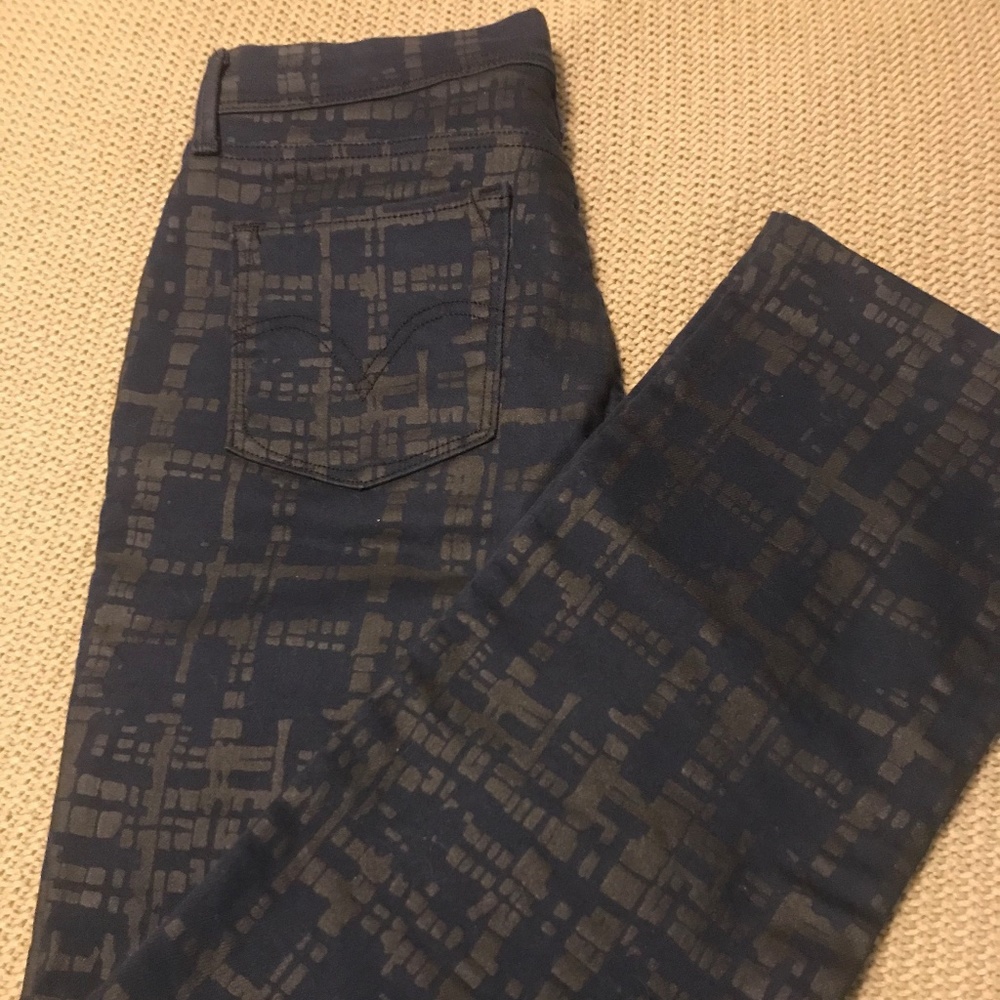 Blue and Black Patterned Levi's
